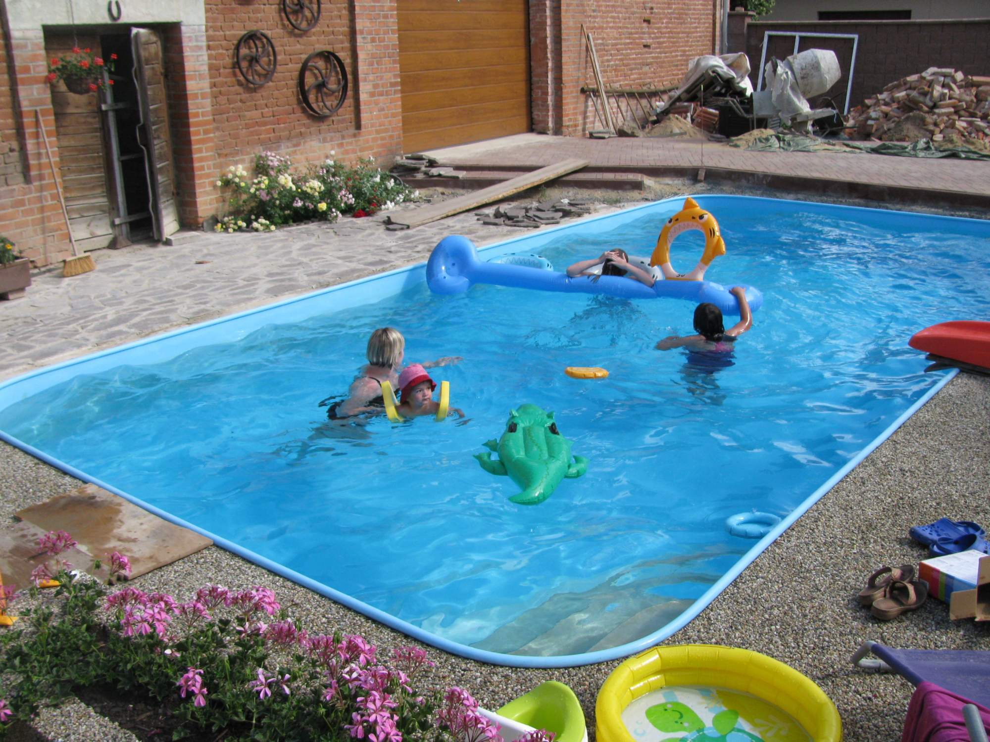 rajce.idnes little naked