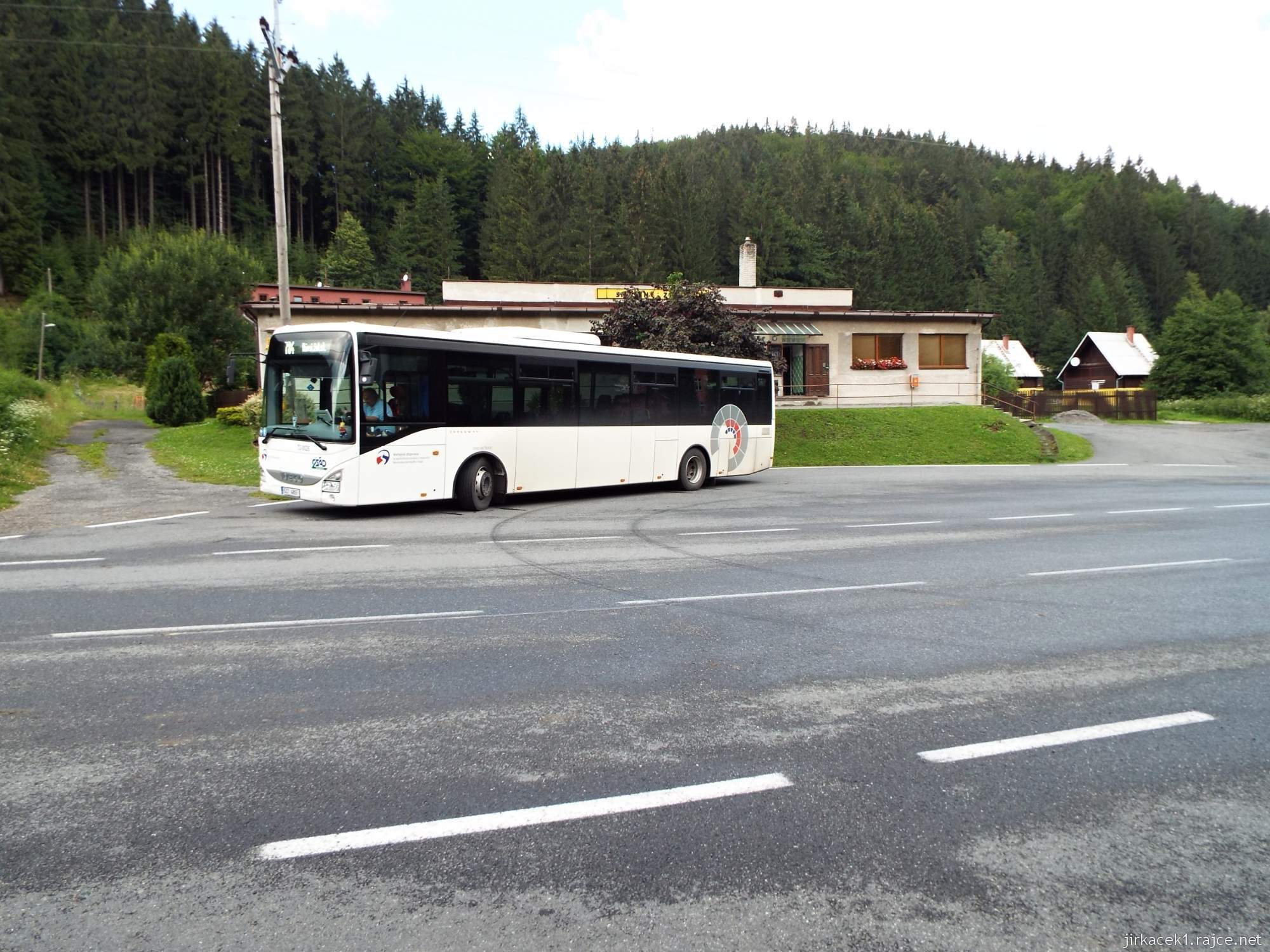 Horní Lomná - konečná autobusová zastávka