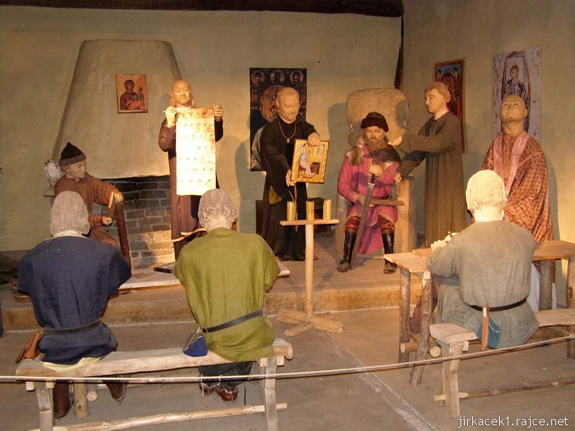 archeoskanzen Modrá 36 - knížecí palác - výuka