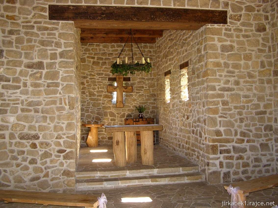 archeoskanzen Modrá 44 - kostel