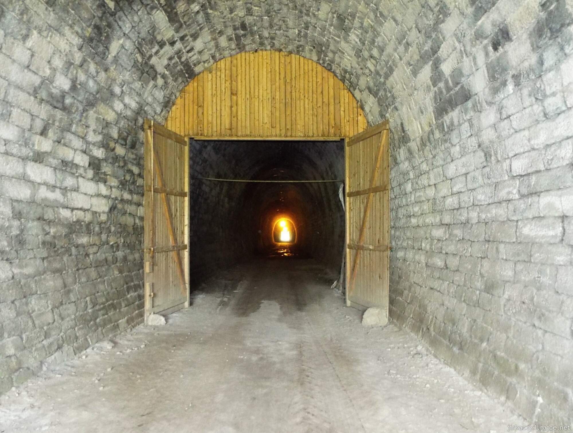 A - Slavíč - tunel 05