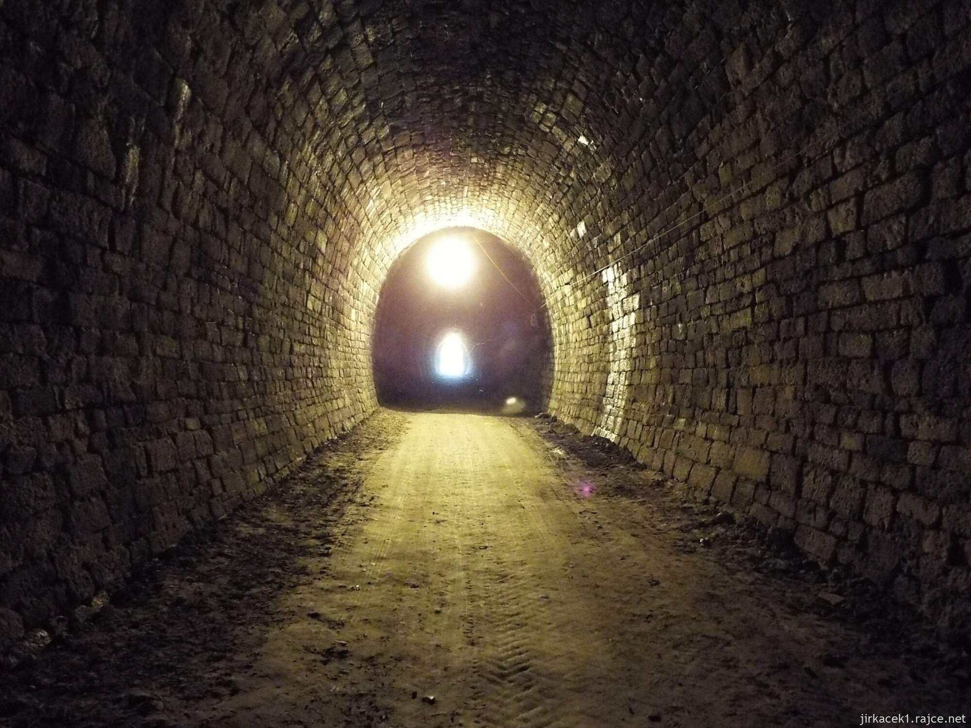A - Slavíč - tunel 08