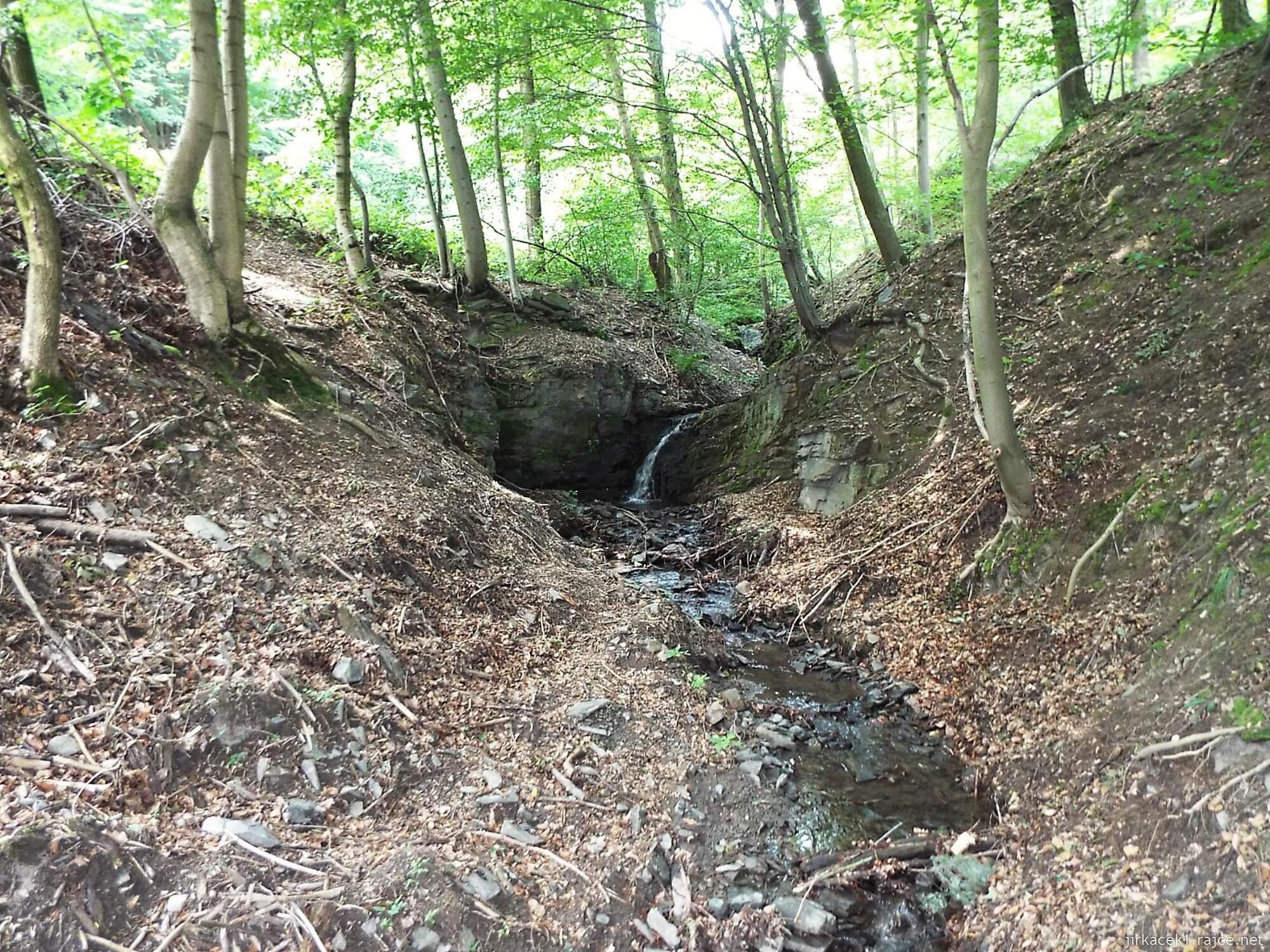 E - okolo Juřacky 01 - vodopády na žabníku