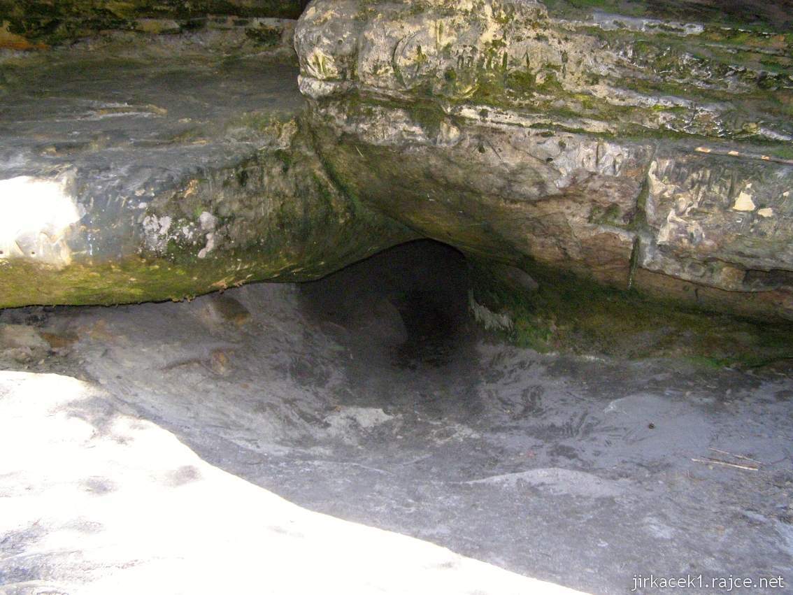 Klokočí - Jeskyně Postojná - Amerika - vchod do jeskyně v roce 2012