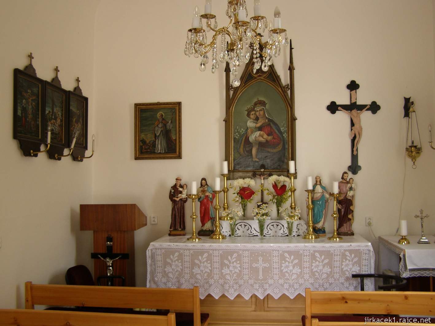 02 - Bobrovníky u Hlučína - kaple sv. Prokopa 03 - interiér