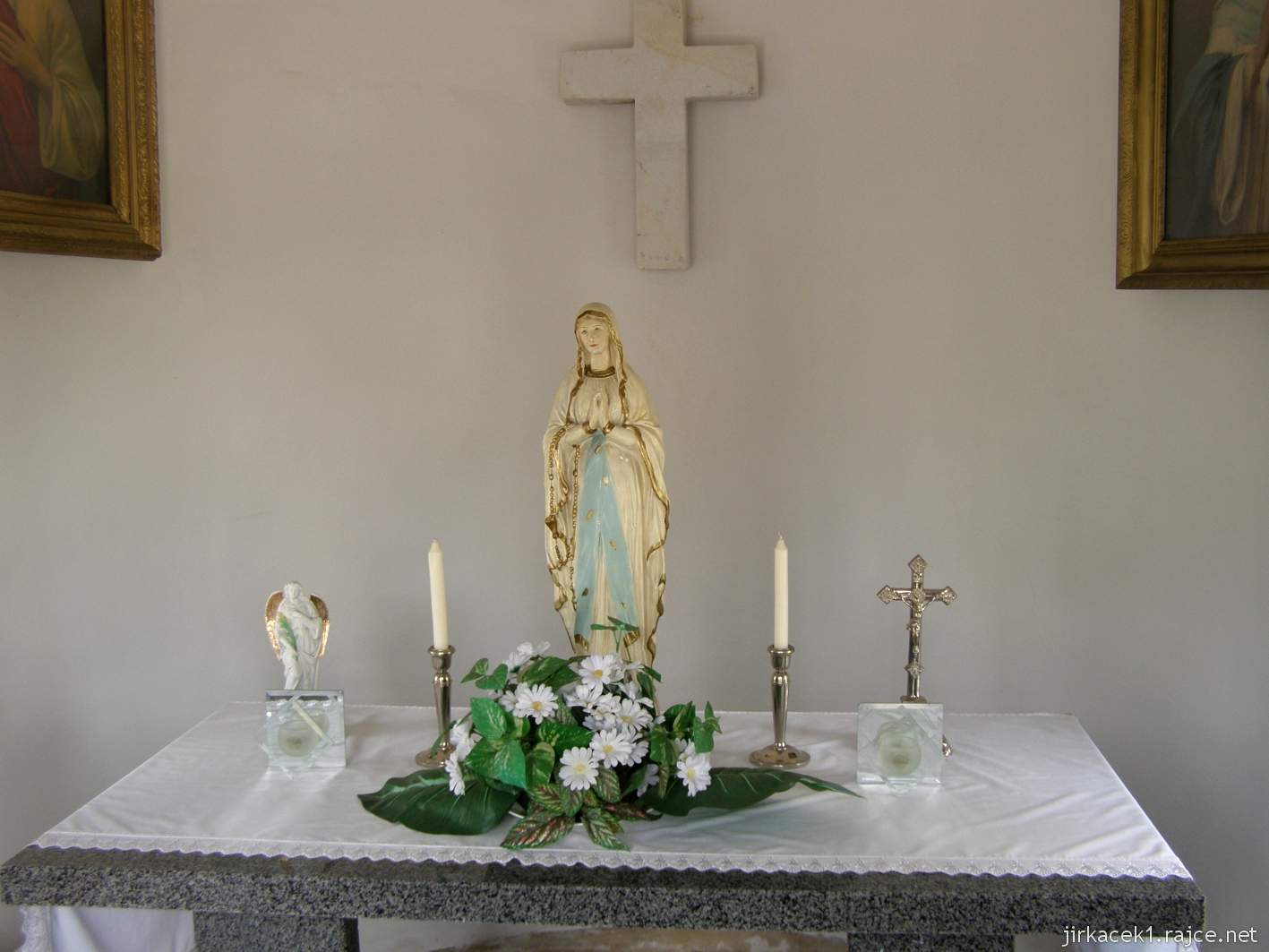 03 - Hlučín - kaple Panny Marie 06 - interiér