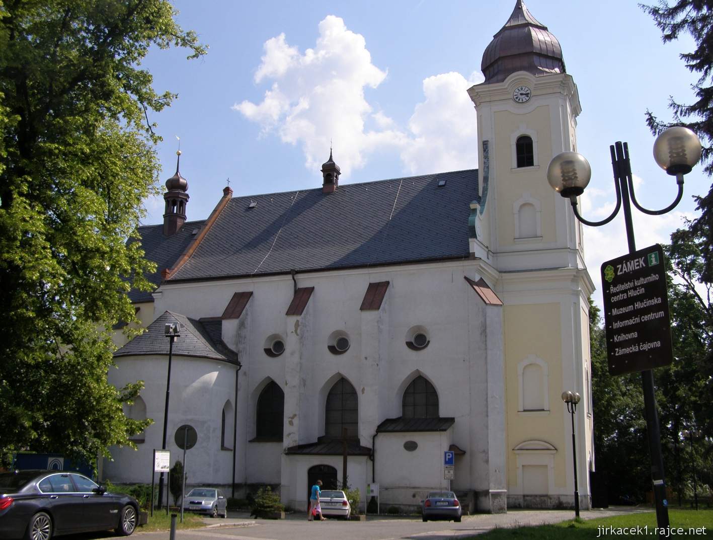 11 - Hlučín - kostel sv. Jana Křtitele 10 - boční pohled