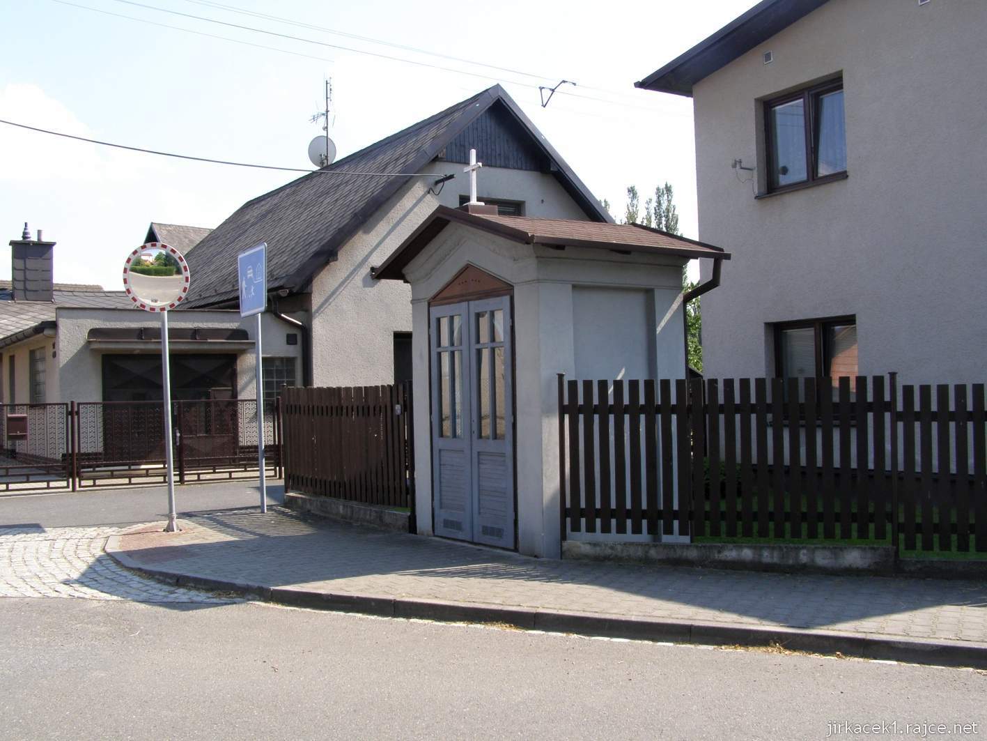 16 - Hlučín - kaple na Dlouhoveské ulici 04
