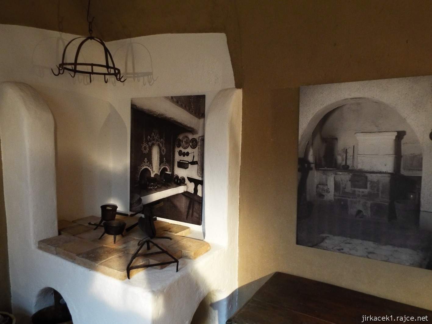 11 - Žarošice - muzeum 17 - expozice bydlení - černá kuchyně