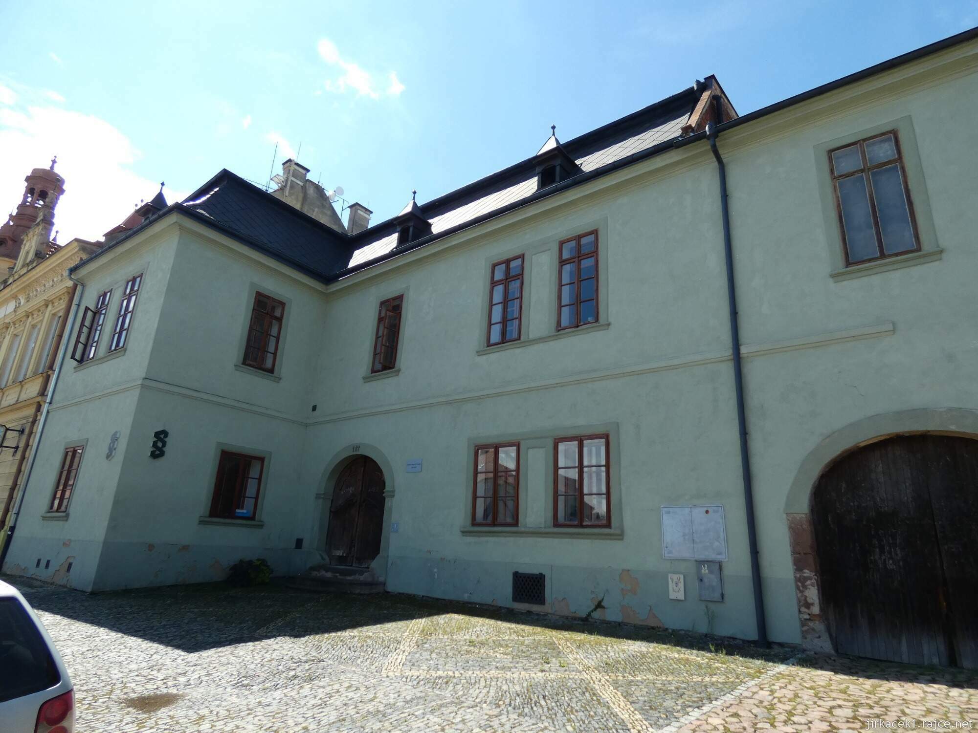 I - Kouřim - Mírové náměstí 039 - měšťanské domy