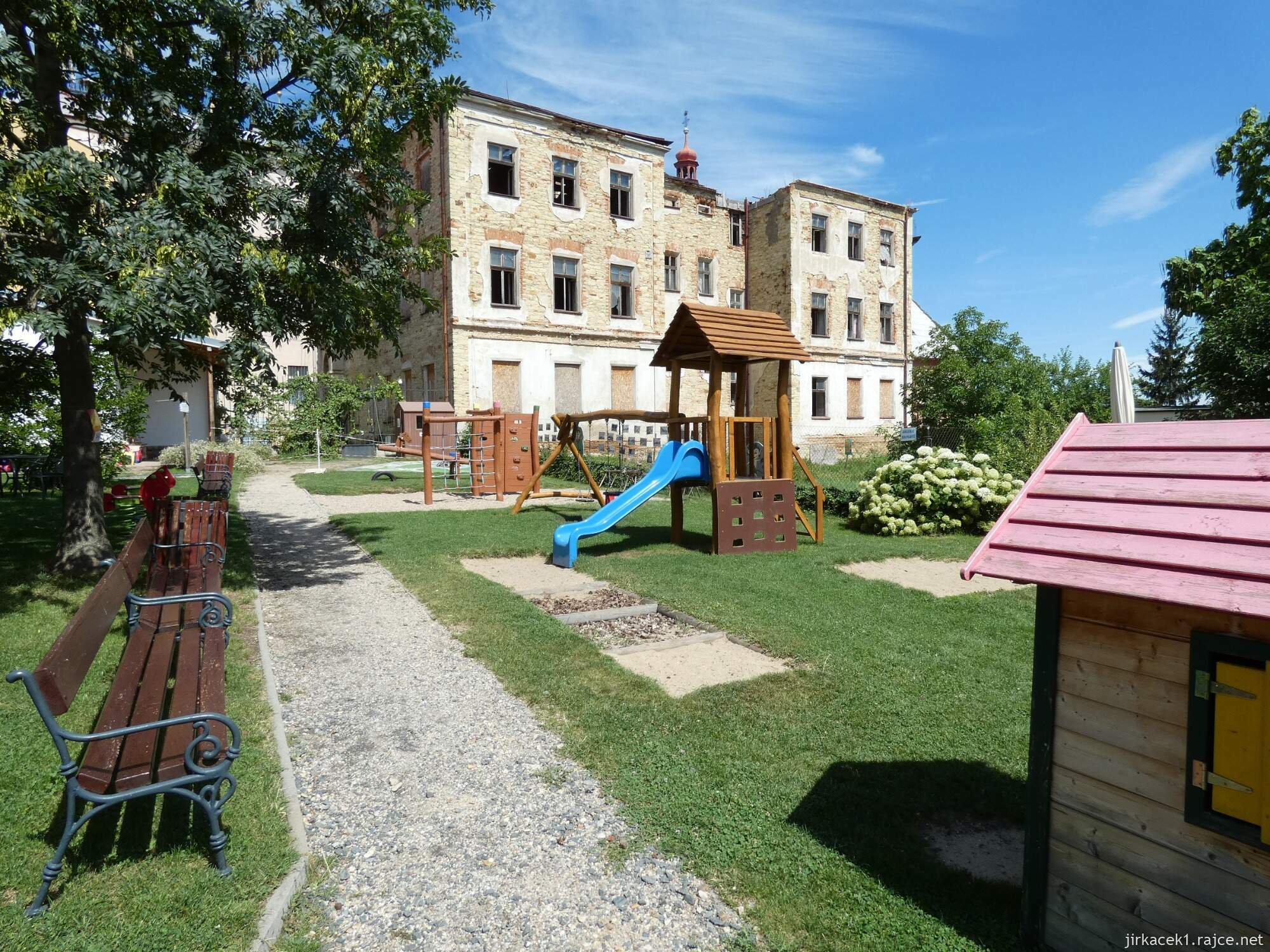 K - Kouřim - městský park Na hradbách 036