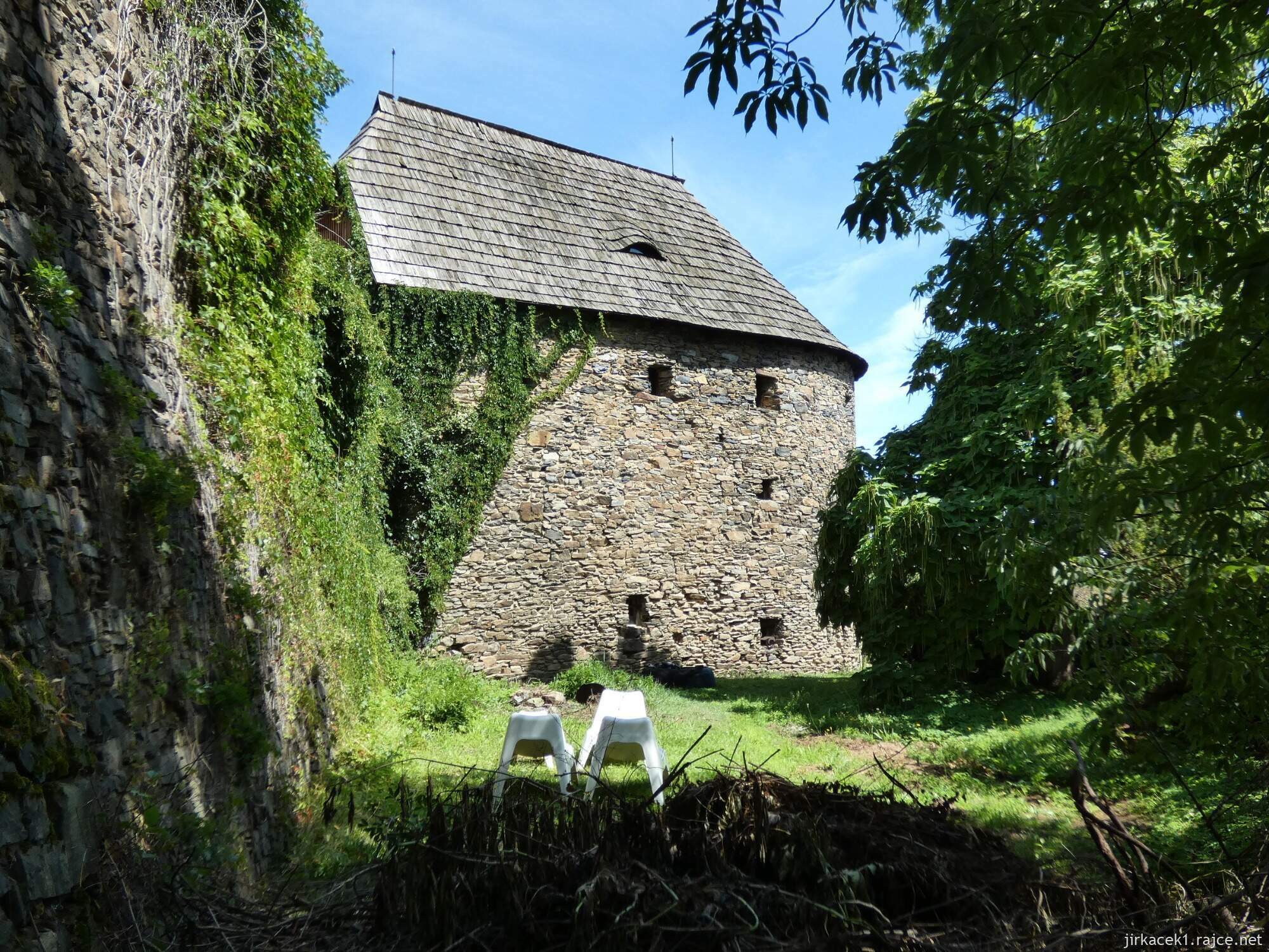 K - Kouřim - městský park Na hradbách 075