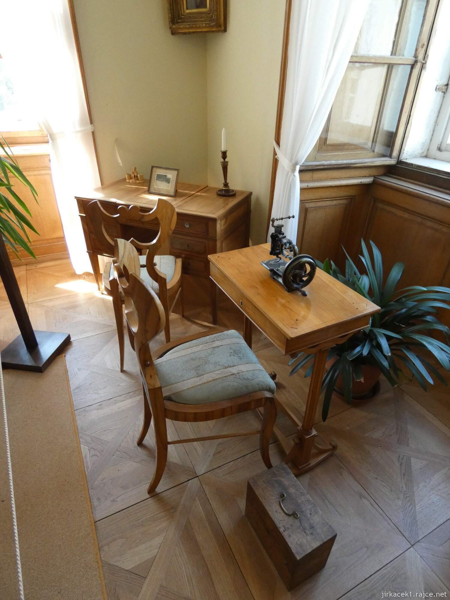 Ž2 - Kačina - skvostný empírový zámek 040