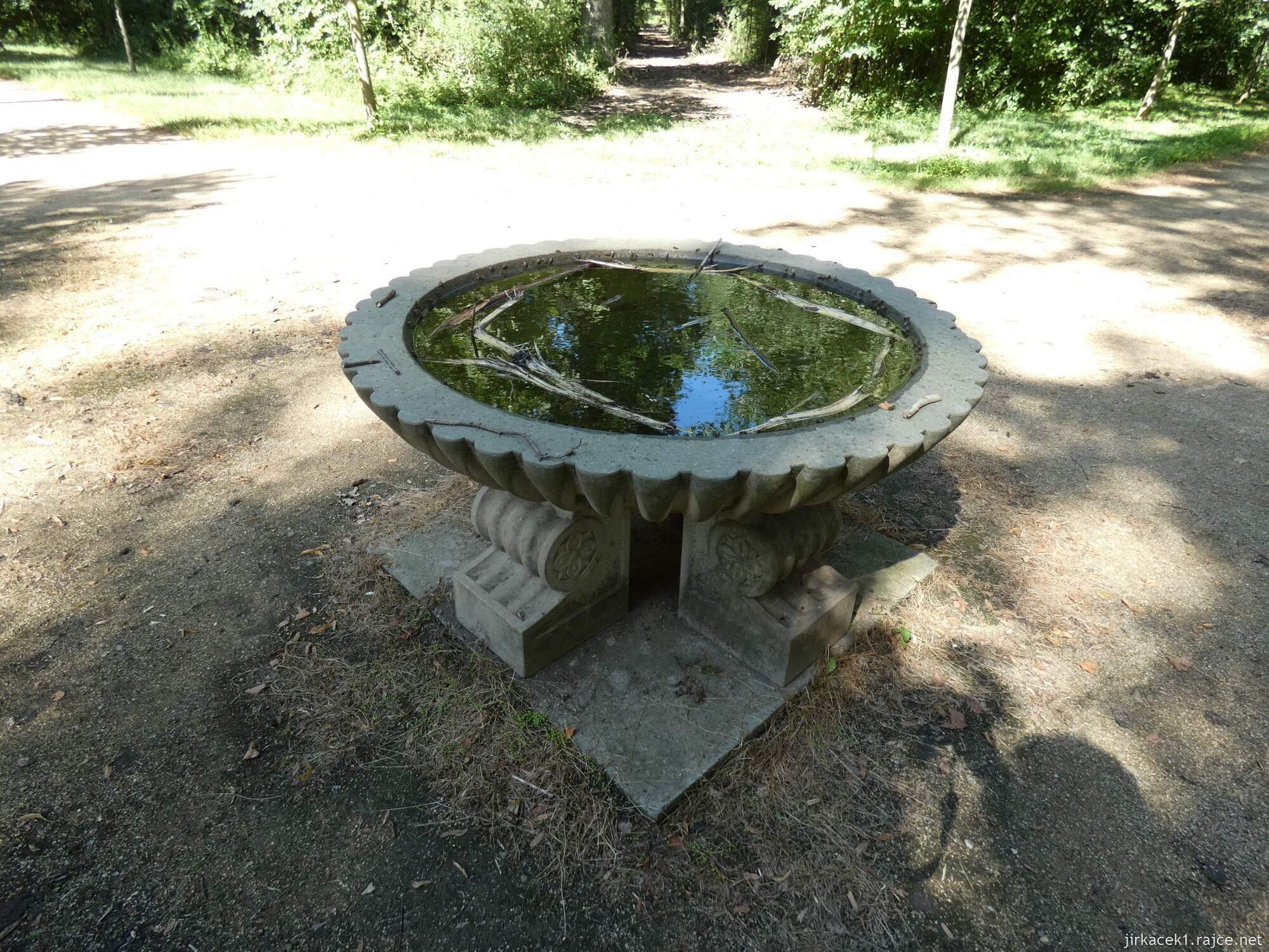 rajce [[[[deti idnes rajce outside bath Jirkův cestovní deník - viděno očima turisty - Hrady, zámky a zříceniny - Zámky - Kačina - zámek a zámecký park